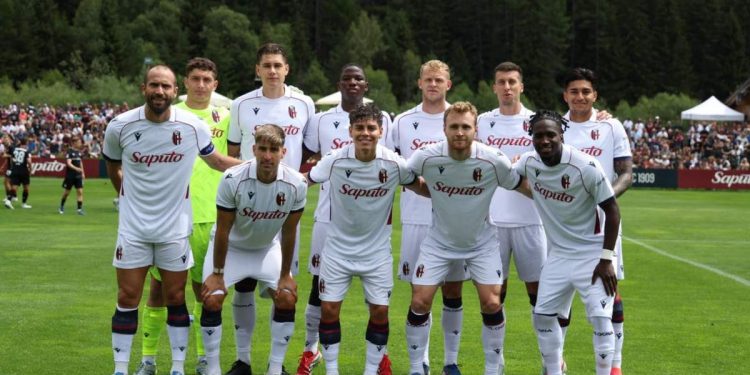 Il Bologna nella prima amichevole estiva (da bolognafc.it)